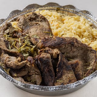 Carne Asada (Entraña) Con Casamiento Y Ensalada